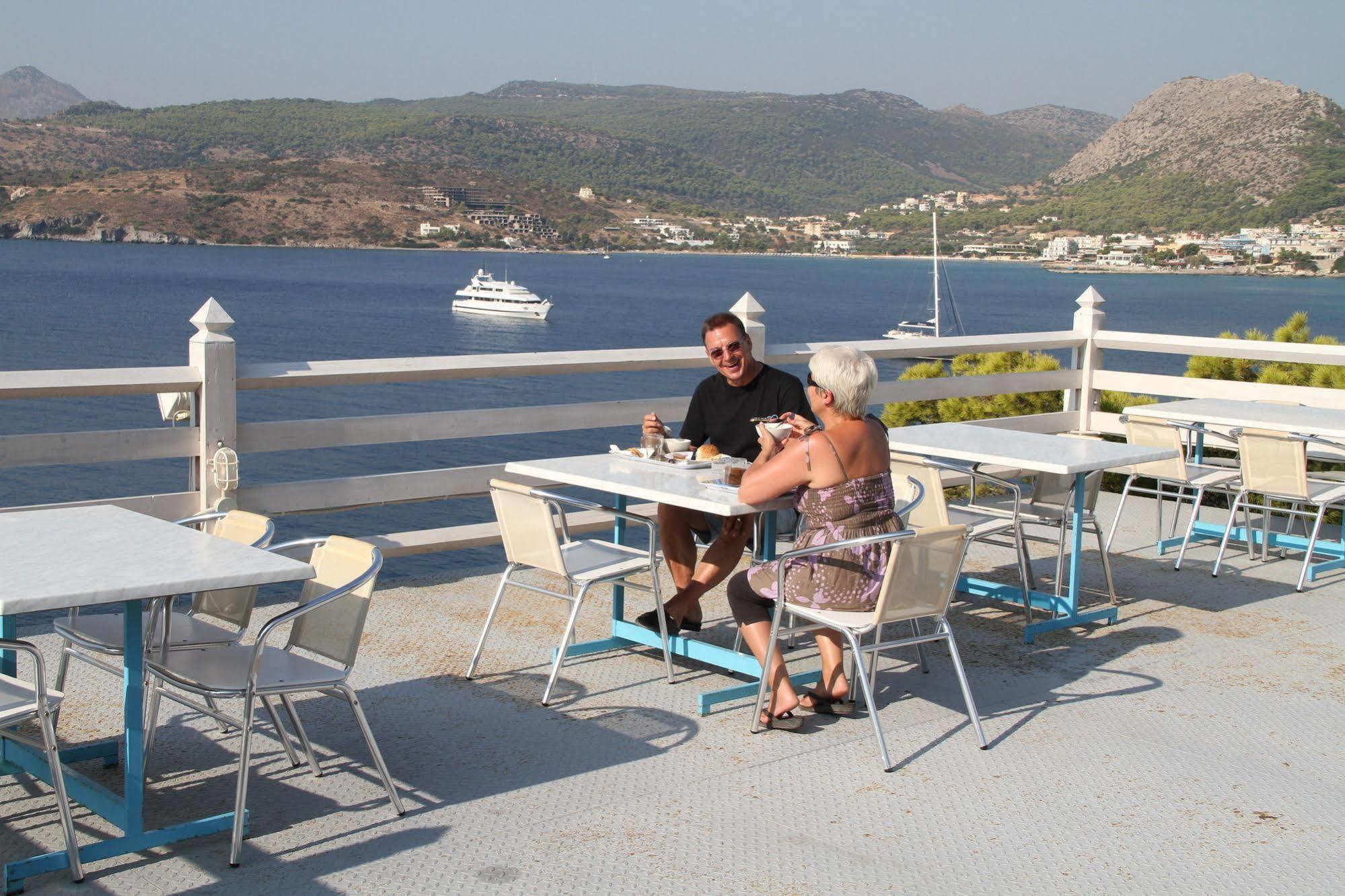 Kavos Bay Seafront Hotel Agia Marina  Exterior photo