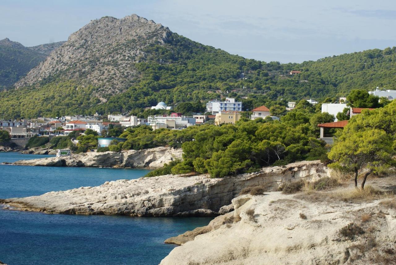Kavos Bay Seafront Hotel Agia Marina  Exterior photo